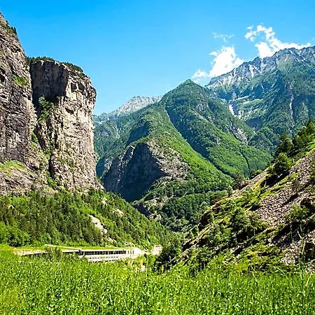 Bellevue Ξενοδοχείο *
